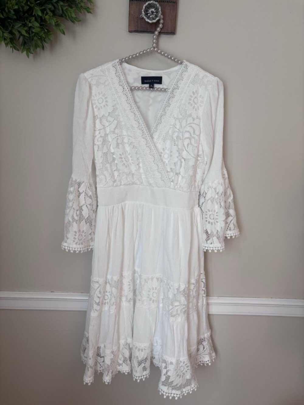 Isabel & Nina Womens Size Medium White Lace Dress Bell Sleeve